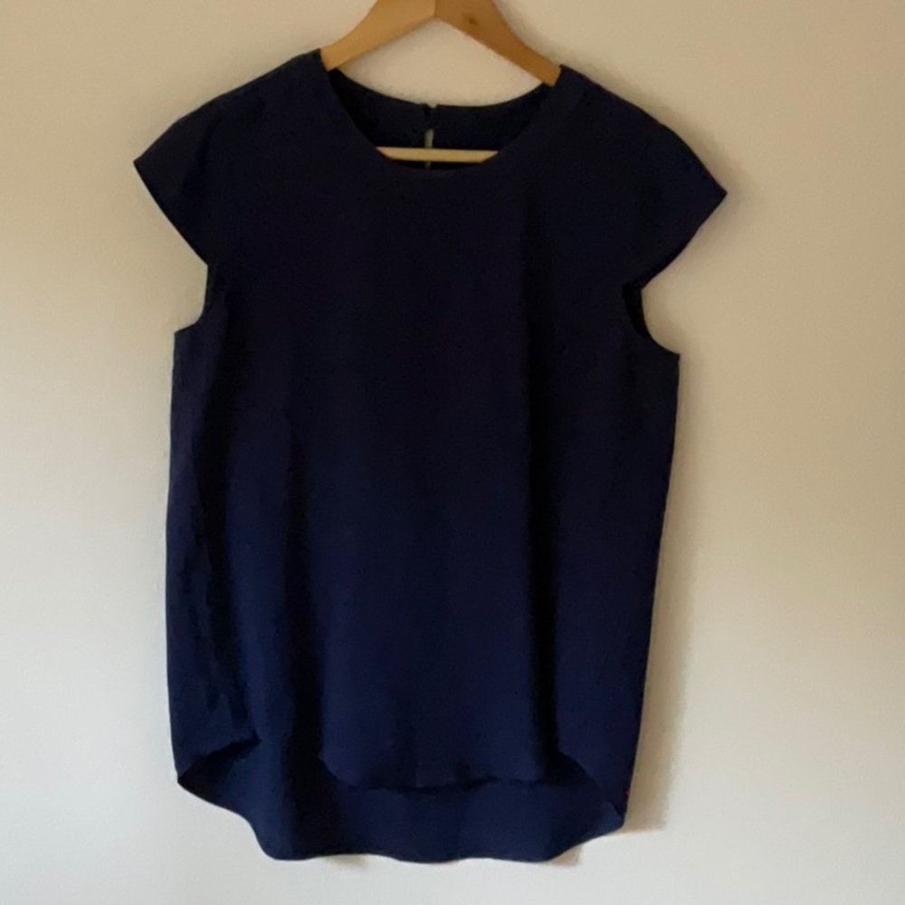JCrew flowy cap sleeve top in light navy blue